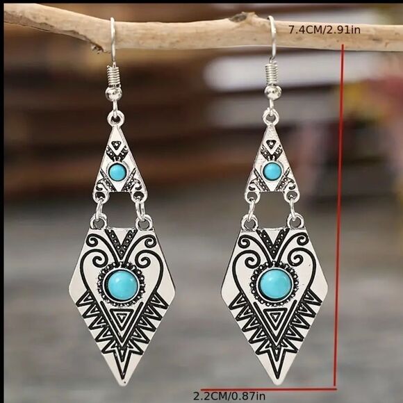 🪷Lightweight SilverTone Turquoise Boho Hook Drop Earrings - Picture 5 of 16